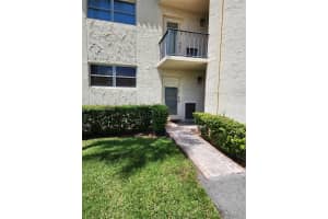 681 S Hollybrook Dr 110, Pembroke Pines