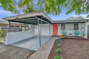 1605 Nw 7th Ter Fort Lauderdale, FL 33311 - MLS#A11862519