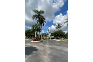 3341 Nw 47th Ter 317, Lauderdale Lakes