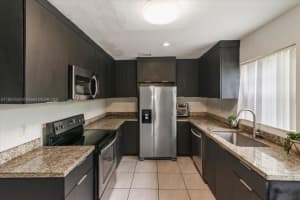 4371 Sw 24th St Fort Lauderdale, FL 33317 - MLS#A11862559
