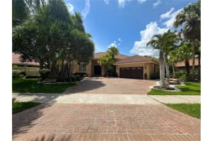 375 Sabal Way Weston, FL 33326 - MLS#A11862567