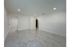 1431 N 14th Way Front Hollywood, FL 33020 - MLS#A11862569