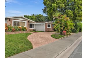 20350 Highland Lakes Blvd, Miami
