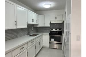 10000 Nw 80th Ct 2166 Hialeah Gardens, FL 33016 - MLS#A11862614
