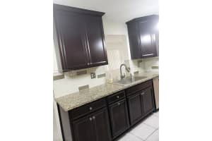 708 SW 24th St, Boynton Beach, FL 33426 - MLS#A11862648