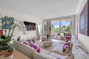 701 Crandon Blvd 302, Key Biscayne