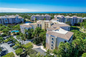 701 Crandon Blvd 302, Key Biscayne, FL 33149 - MLS#A11862656