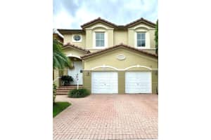 11226 Nw 75th Ter ., Doral