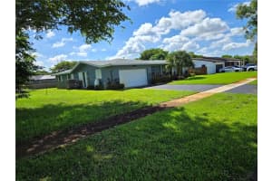 520 Nw 75th Ter Plantation, FL 33317 - MLS#A11862666
