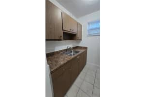 1590 Ne 125th Ter 3 North Miami, FL 33161 - MLS#A11862743