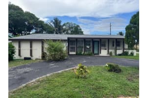 1301 Nw 175th St, Miami Gardens