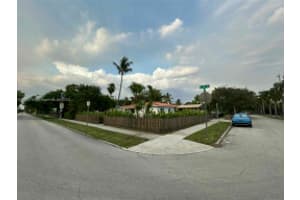 523 S 16th Ave, Hollywood, FL 33020 - MLS#A11862784