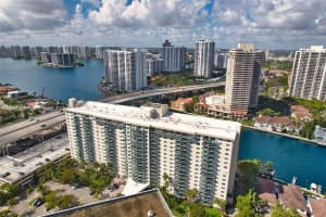 19390 Collins Ave, Sunny Isles Beach, FL 33160, Sold 10/15/25