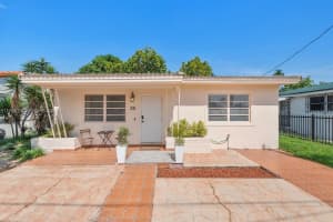 35 SW 50 Ave, Miami, FL 33134 - MLS#A11862793