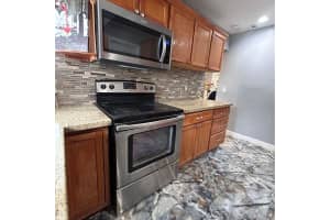 221 Ne 24th St Pompano Beach, FL 33064 - MLS#A11862802
