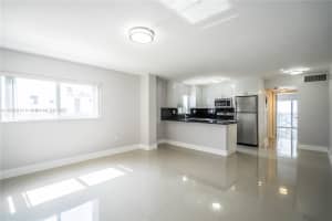 1986 Biarritz Dr 306, Miami Beach, FL 33141 - MLS#A11862814