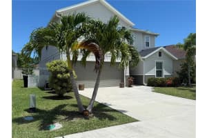 5900 NW Pine Trail Cir, Port Saint Lucie, FL 34983 - MLS#A11862815