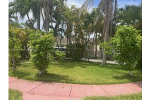 4445 N Michigan Ave Miami Beach, FL 33140 - MLS#A11862856