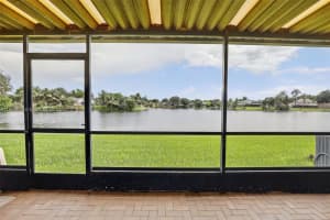 340 SW 97th Ave, Pembroke Pines, FL 33025 - MLS#A11862877
