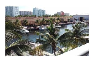 2950 Ne 188th St 304, Aventura