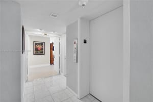 936 Intracoastal Dr 20e Fort Lauderdale, FL 33304 - MLS#A11862910
