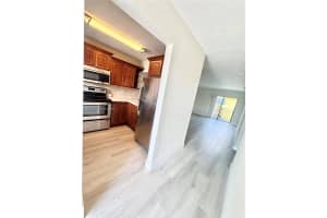 6121 W 24th Ave 204 Hialeah, FL 33016 - MLS#A11862919