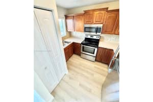 6121 W 24th Ave 204 Hialeah, FL 33016 - MLS#A11862919