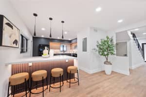 5331 Mckinley St, Hollywood