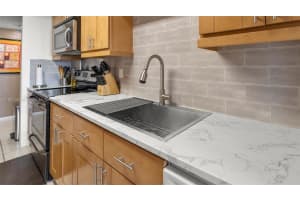 4174 Inverrary Dr 502 Lauderhill, FL 33319 - MLS#A11862984