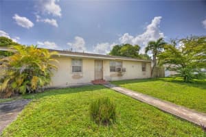 345 SW 18th Ave, Homestead, FL 33030 - MLS#A11862998