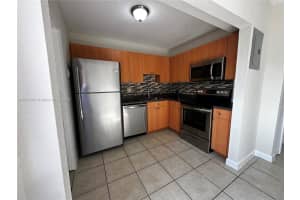 4876 Nw 9th Dr 4876 Plantation, FL 33317 - MLS#A11863006