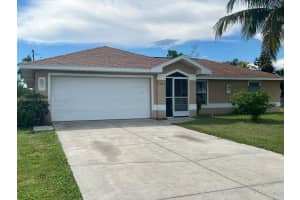 4426 Sw Santa Barbara Pl Cape Coral, FL 33914 - MLS#A11863021