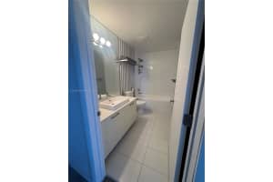 151 SE 1st St 2401, Miami, FL 33131 - MLS#A11863023