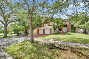 14824 SW 180th St, Miami, FL 33187 - MLS#A11863026
