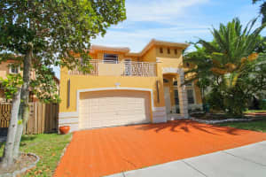 6049 SW 165th Ave, Miami, FL 33193 - MLS#A11863035