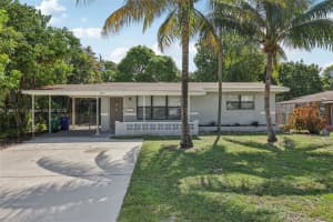 2649 Pine Tree Dr, Miramar