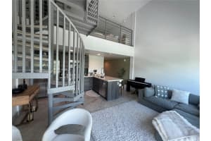 421 Meridian Ave 16, Miami Beach, FL 33139 - MLS#A11863184