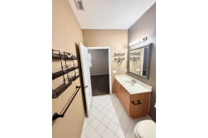 2429 NW 31st Ct, Oakland Park, FL 33309 - MLS#A11863208