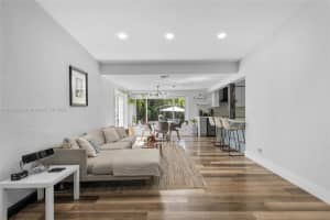 1704 SW 9th St, Fort Lauderdale, FL 33312 - MLS#A11863220