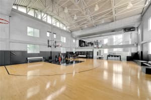 980 W 48th St, Miami Beach, FL 33140, Sold 06/11/26