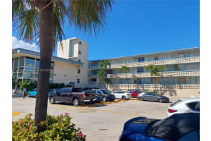 6484 Indian Creek Drive 320 Miami Beach, FL 33141 - MLS#A11863248