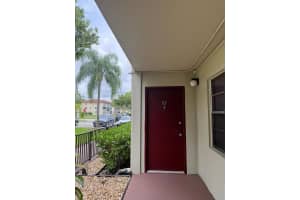 150 Sw 134th Way 101r, Pembroke Pines