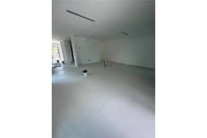 1319 Ne 13th Ave Fort Lauderdale, FL 33304 - MLS#A11863257