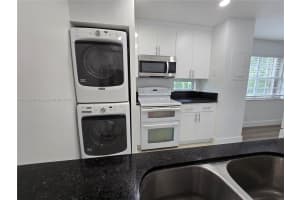 8886 Sw 3rd St 202 Pembroke Pines, FL 33025 - MLS#A11863301