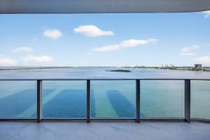 700 Ne 24th 1104, Miami
