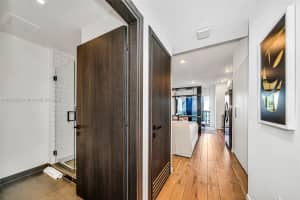 398 Ne 5th St 4416, Miami
