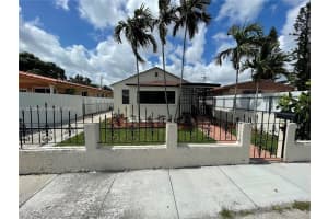 508 E 40th St Hialeah, FL 33013 - MLS#A11863345