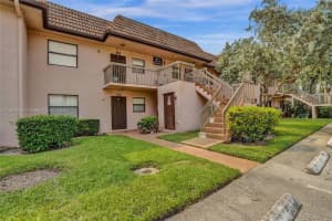 1156 Nw 106th Ter 204, Pembroke Pines