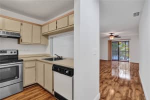 1156 Nw 106th Ter 204 Pembroke Pines, FL 33026 - MLS#A11863353
