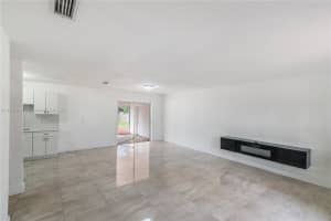 4340 Nw 196th St Miami Gardens, FL 33055 - MLS#A11863368